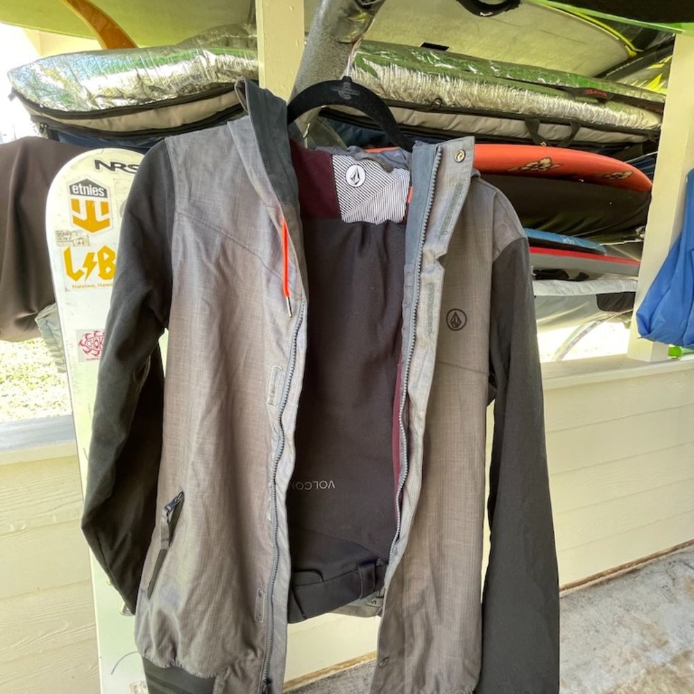 Volcom Snowboard Outfit - Pants and Jacket